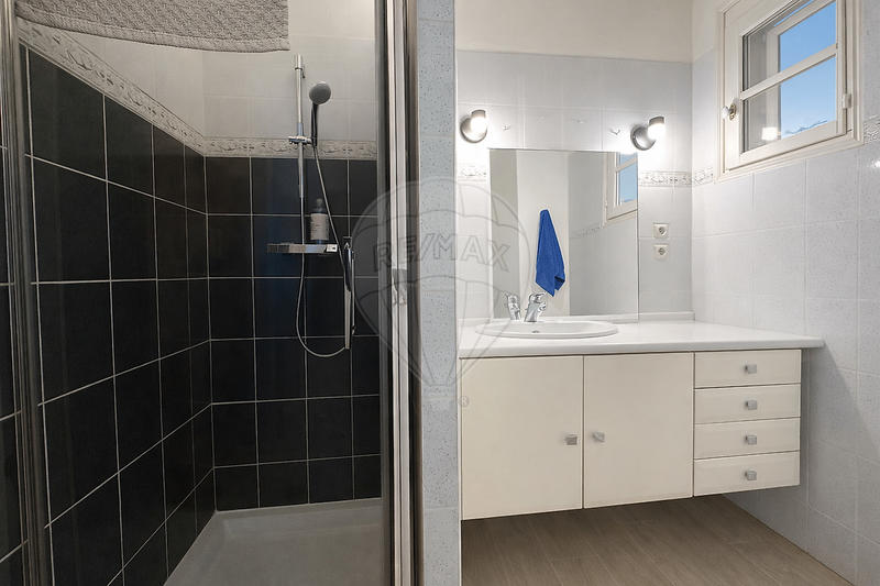 Maison - 140 m² - 7 pièces