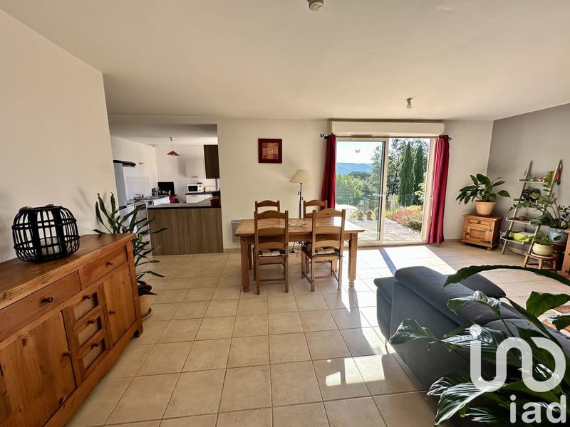 Maison - 96 m² - 4 pièces