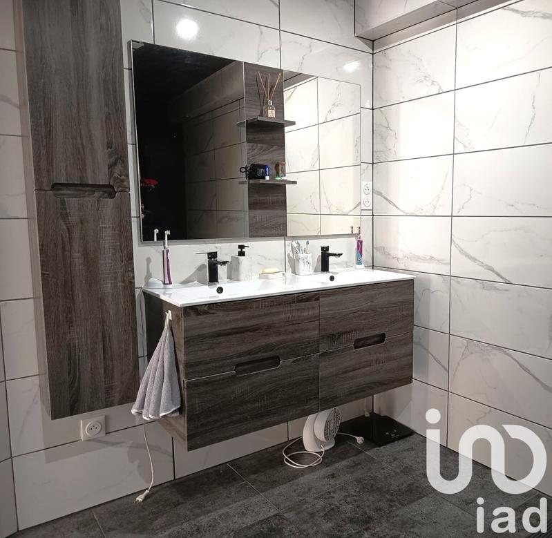 Appartement - 96 m² - 3 pièces