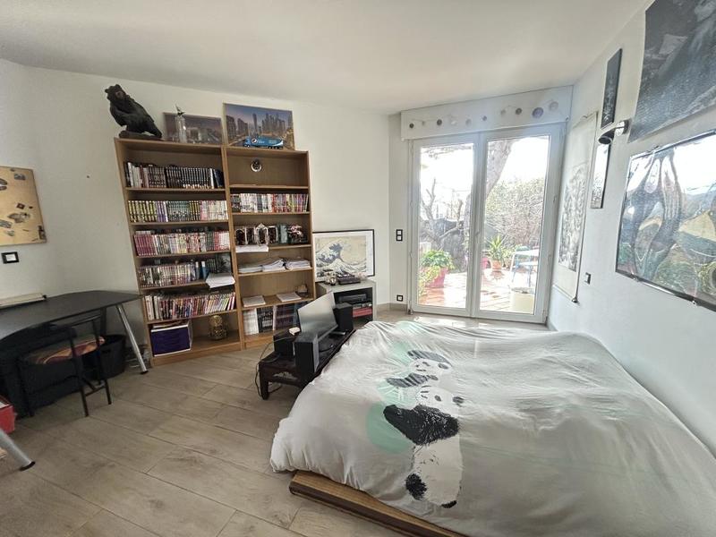 Villa - 140 m² - 5 pièces