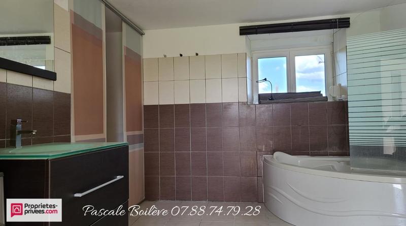 Maison - 124 m² - 4 pièces