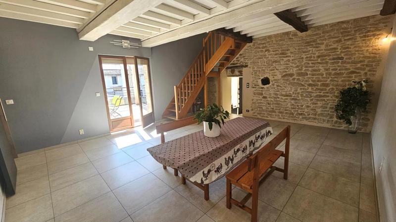 Maison en pierre - 224 m² - 7 pièces