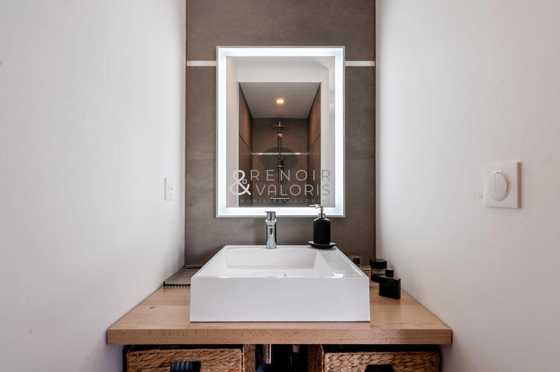 Maison - 162 m² - 7 pièces