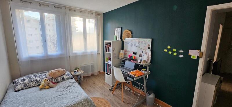 Appartement - 70 m² - 5 pièces