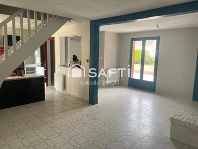 Maison - 110 m² - 5 pièces