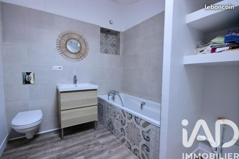 Appartement - 95 m² - 4 pièces