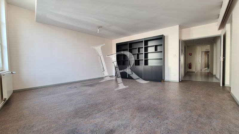 Bureau - 263 m²