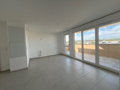 Appartement - 75 m² - 4 pièces