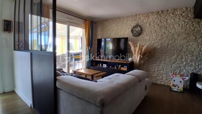 Maison - 93 m² - 5 pièces