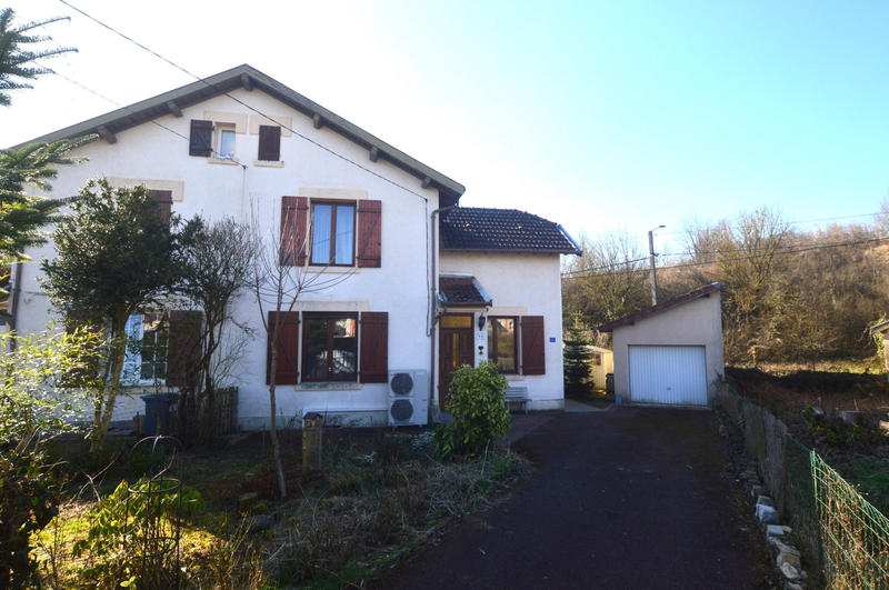 Maison - 122 m² - 5 pièces