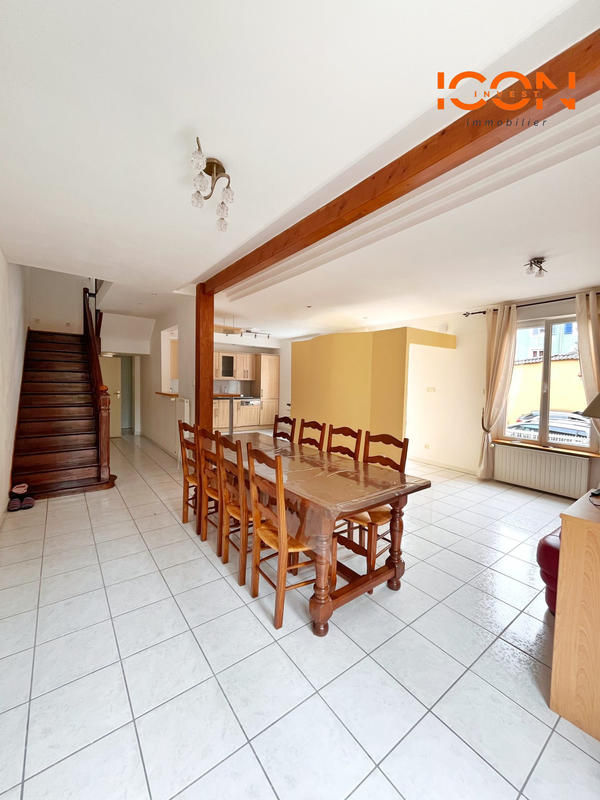 Maison - 102 m² - 4 pièces