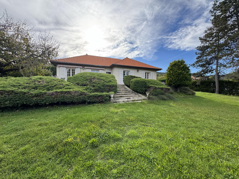 Maison - 108 m² - 4 pièces