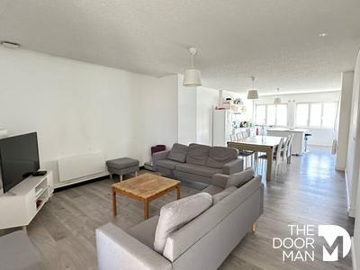 Appartement - 133 m² - 6 pièces