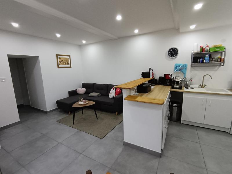 Maison - 202 m² - 8 pièces