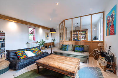 Villa - 230 m² - 9 pièces