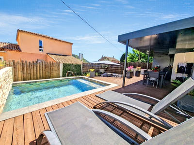 Maison - 101 m² - 4 pièces