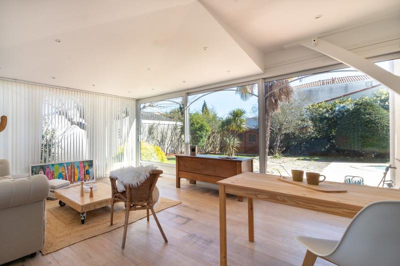 Maison ancienne - 232 m² - 6 pièces