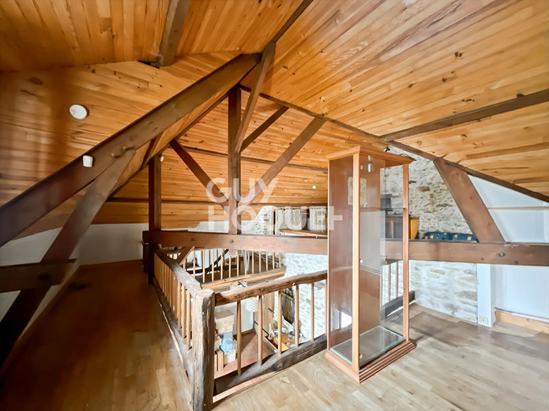 Maison - 178 m² - 7 pièces