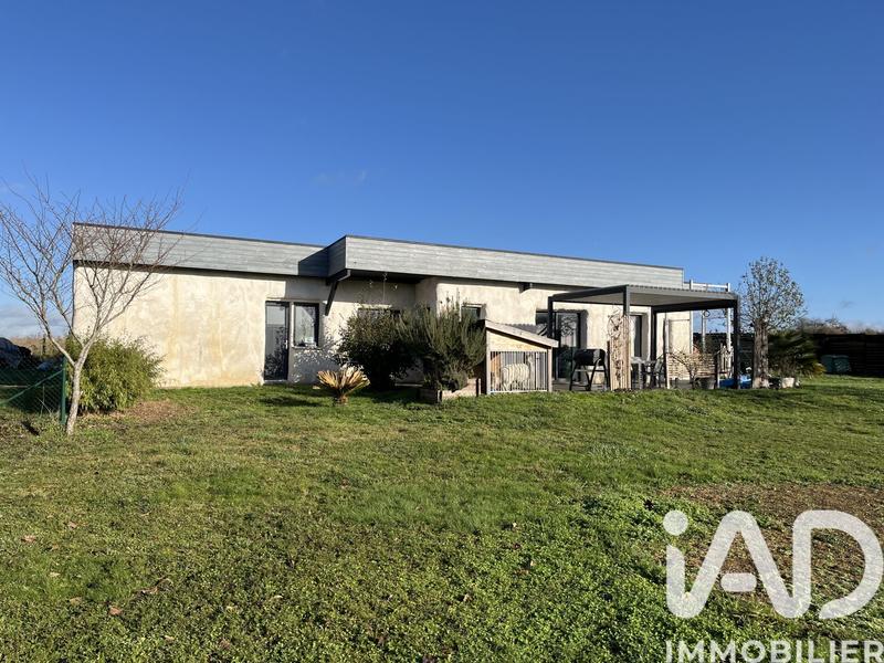 Maison - 110 m² - 4 pièces