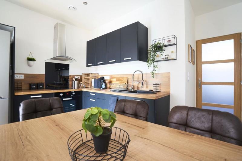 Maison - 100 m² - 6 pièces