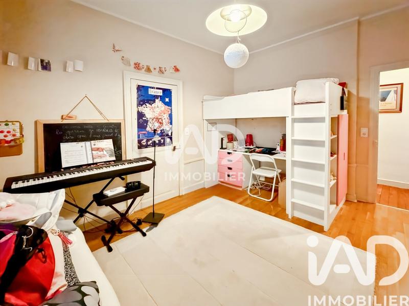 Maison de ville - 295 m² - 9 pièces