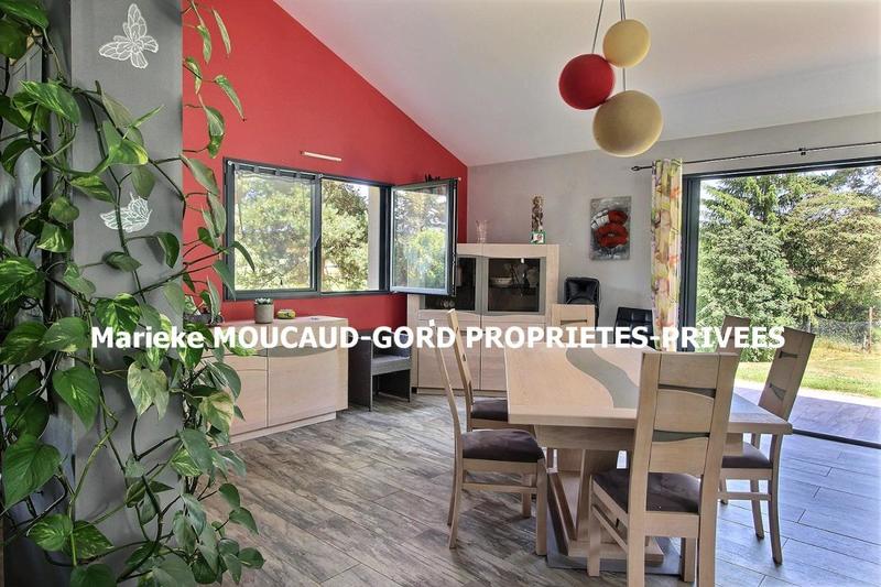 Maison - 195 m² - 8 pièces