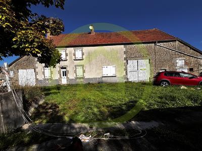 Propriété - 125 m² - 9 pièces