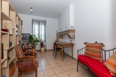 Maison - 245 m² - 8 pièces