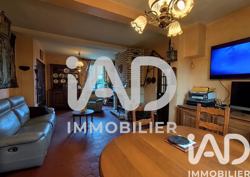 Maison - 240 m² - 8 pièces