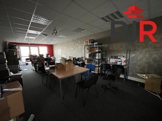 Local commercial - 464 m²