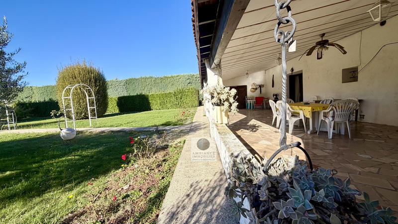 Maison - 208 m² - 7 pièces