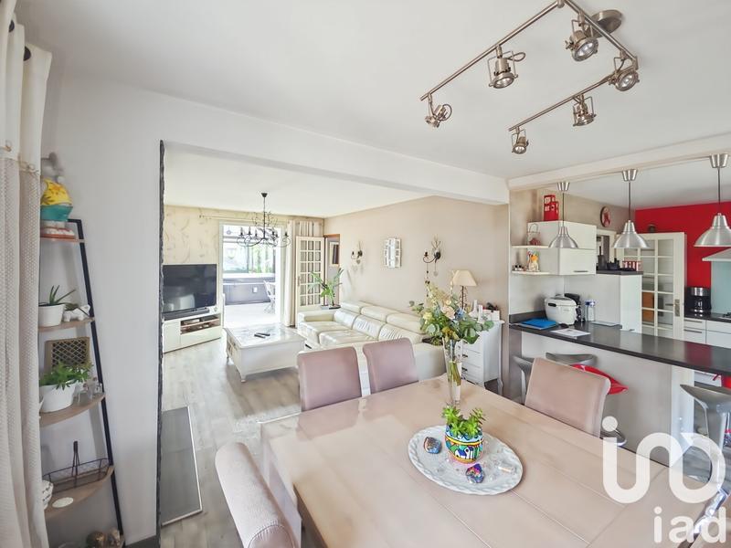 Maison - 120 m² - 6 pièces