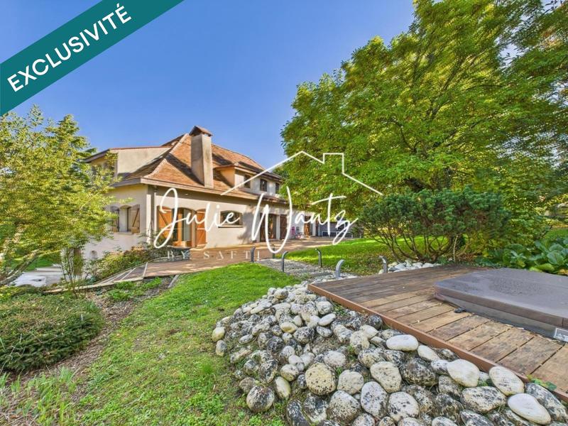 Maison - 400 m² - 8 pièces