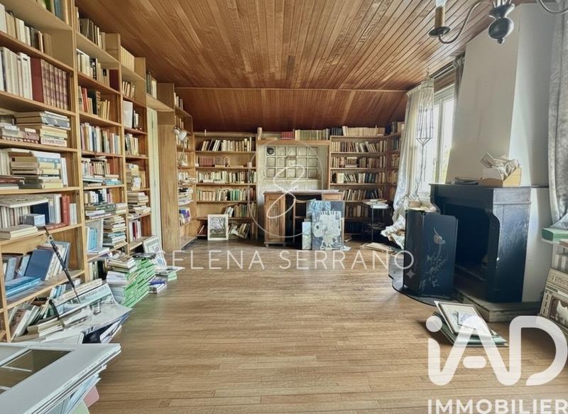 Maison - 251 m² - 7 pièces