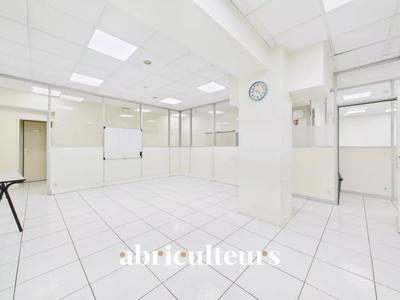 Local commercial - 136 m²