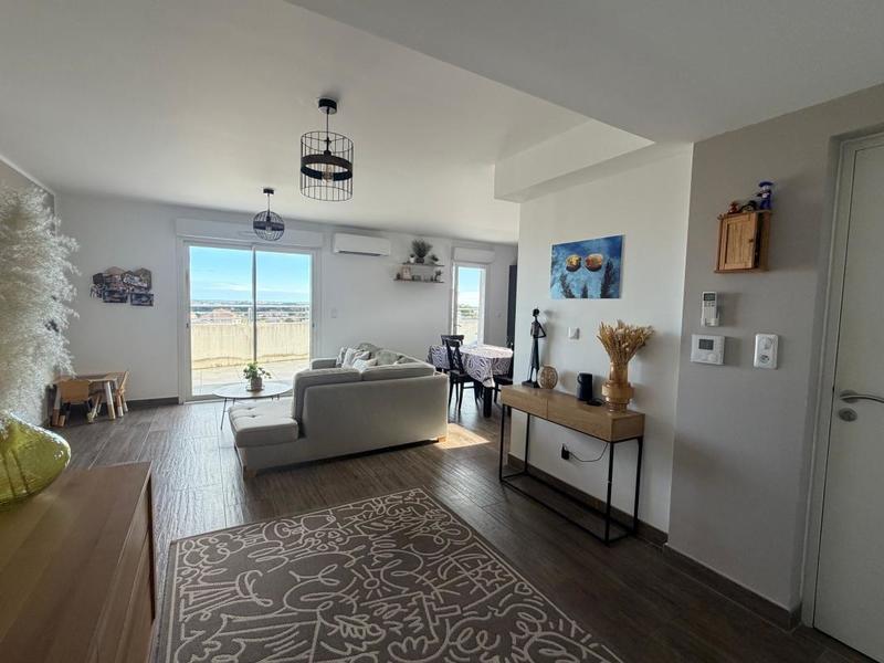 Appartement - 80 m² - 4 pièces