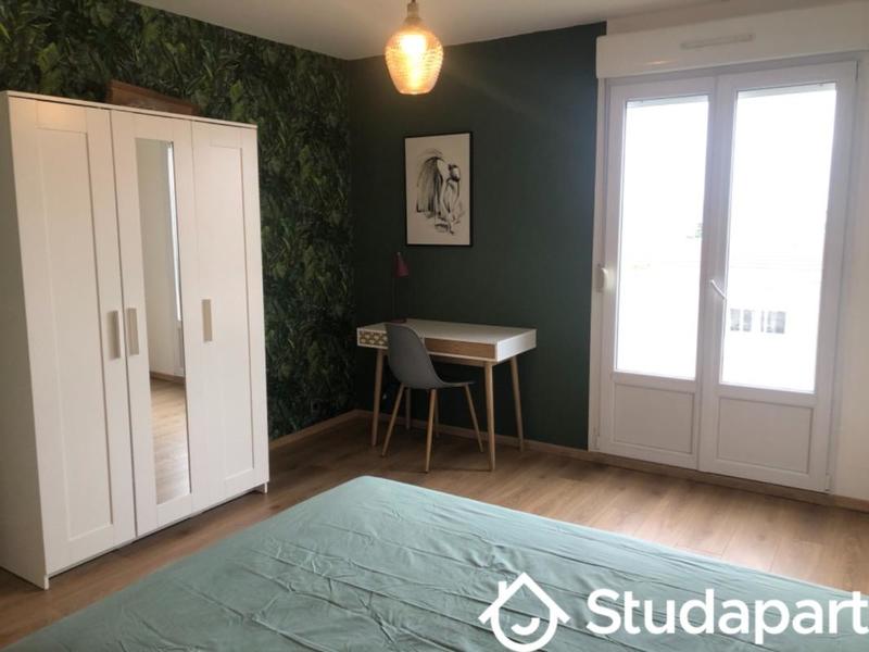 Chambre - 10 m² - 1 pièce