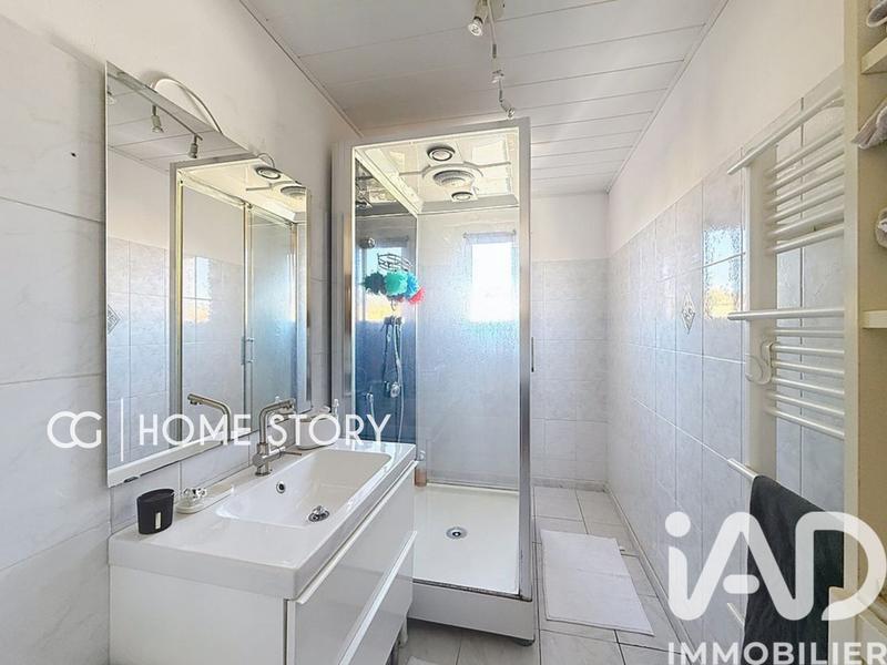 Appartement - 81 m² - 3 pièces