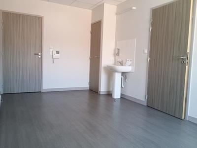 Local d'activité / Entrepôt - 47 m²