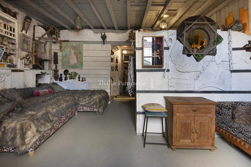 Local commercial - 316 m² - 8 pièces