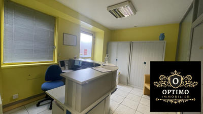 Local d'activités - 80 m² - 4 pièces