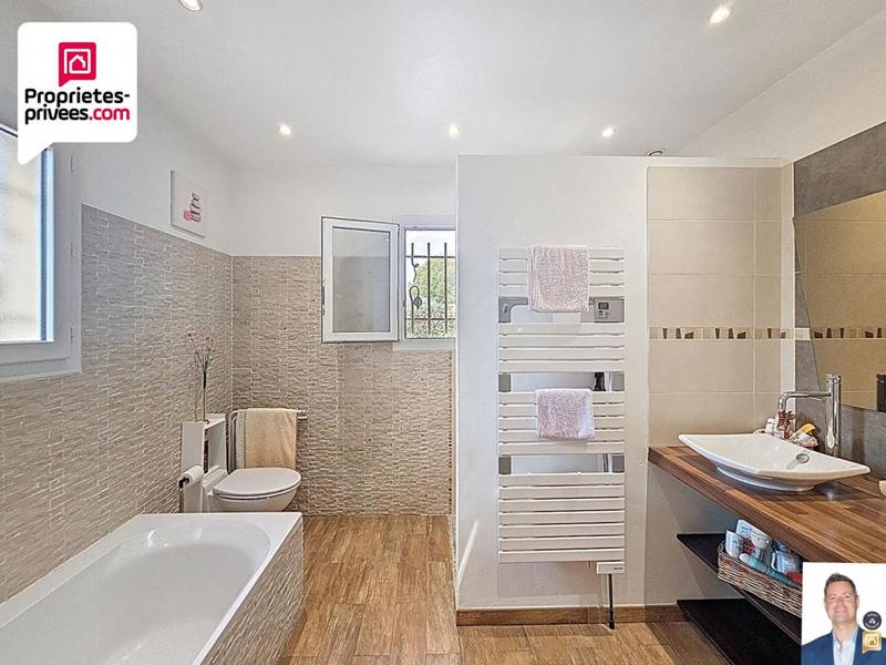 Villa - 161 m² - 5 pièces