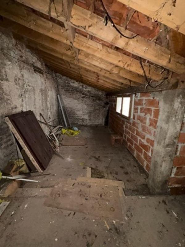 Maison traditionnelle - 105 m² - 1 pièce