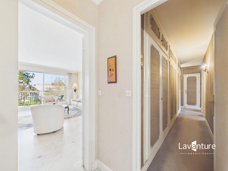 Appartement - 110 m² - 5 pièces