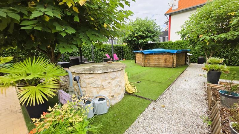 Maison de ville - 199 m² - 7 pièces