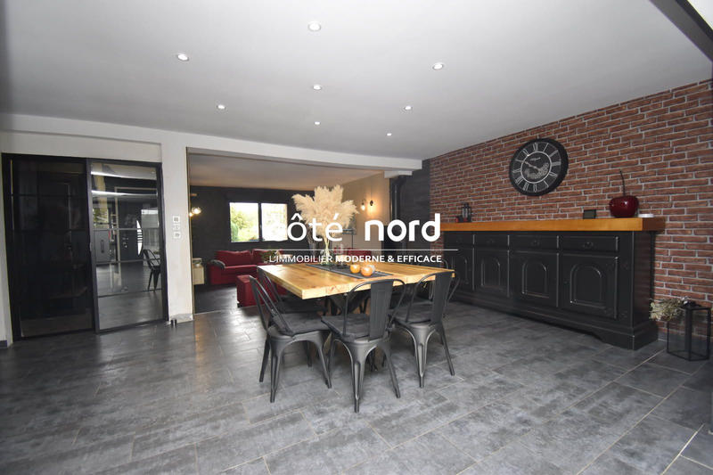 Villa - 198 m² - 7 pièces