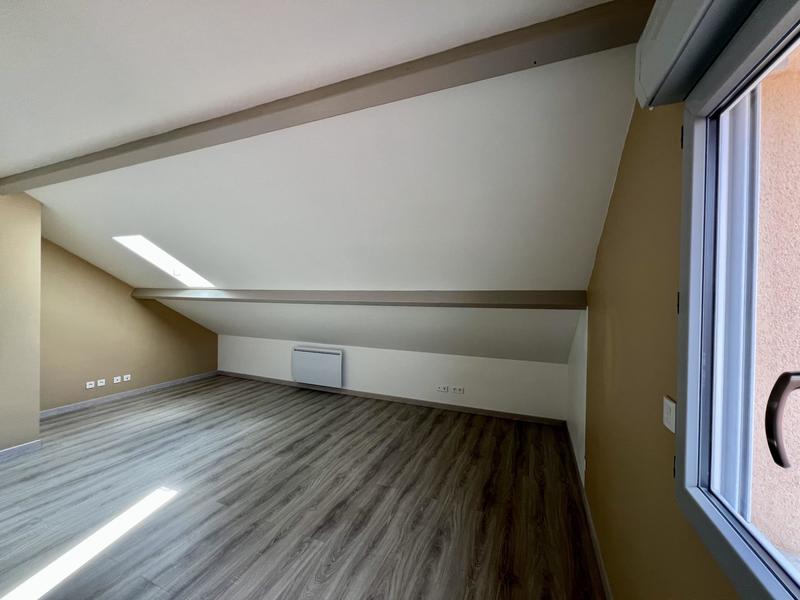 Maison - 101 m² - 5 pièces