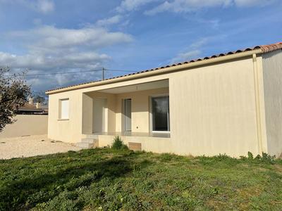 Maison - 93 m² - 4 pièces