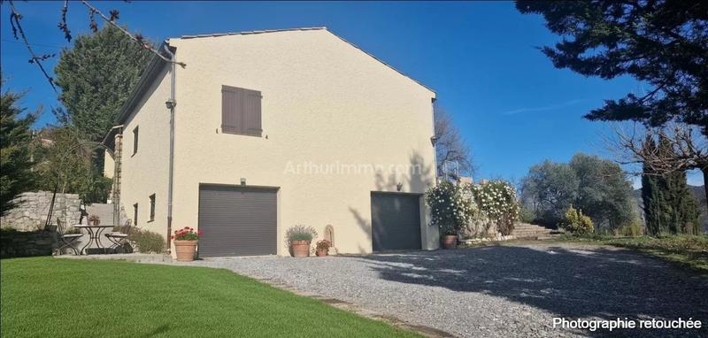 Maison - 123 m² - 5 pièces