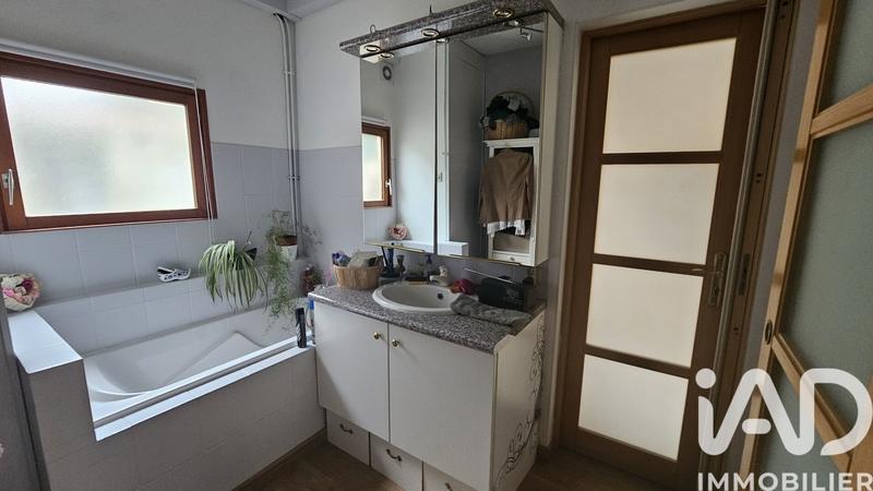 Maison - 83 m² - 4 pièces